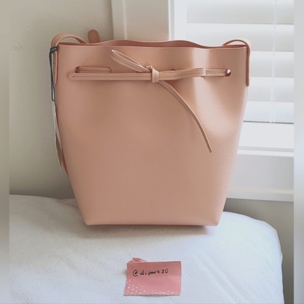 NWT - Mansur Gavriel MINI bucket bag in Dahlia (pink)